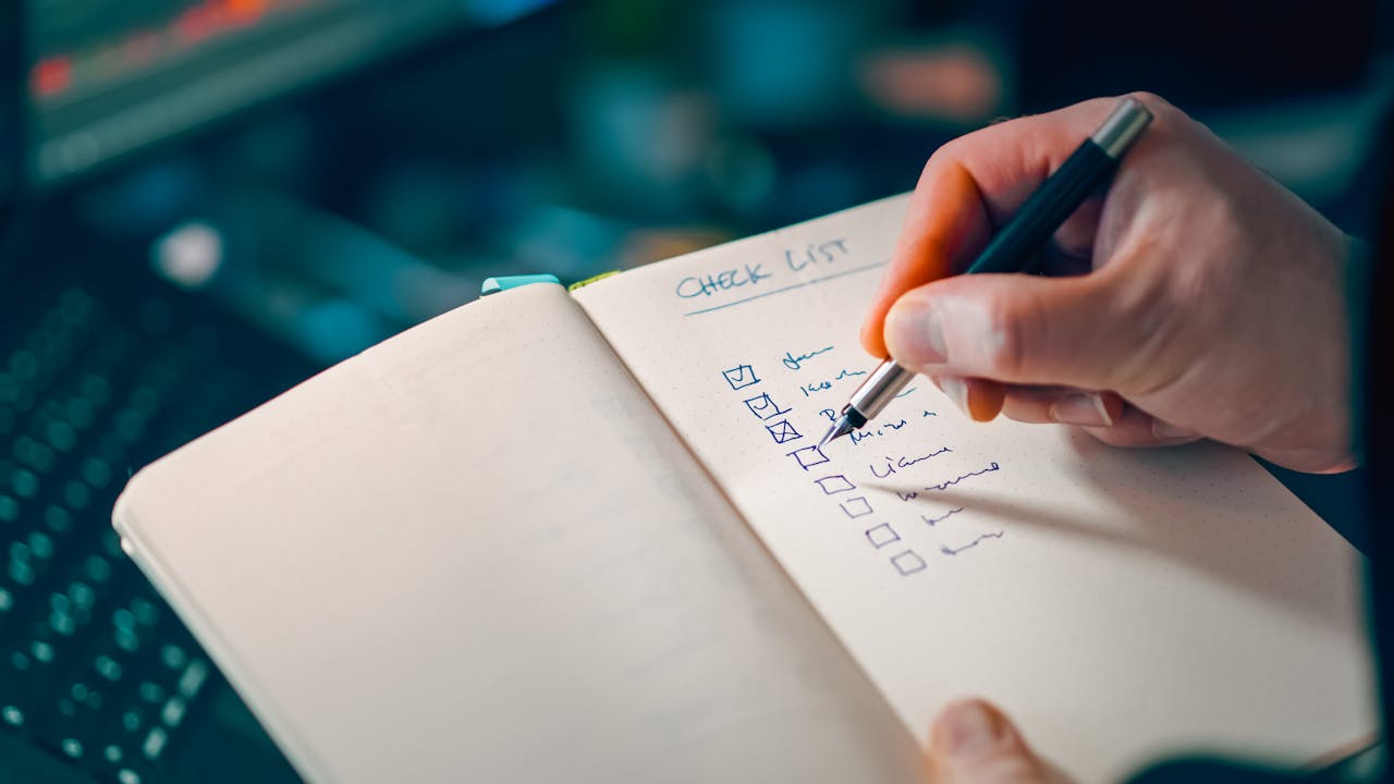 Checklist d’audit pour vérifier les points clés d’un contrat d’assurance vie luxembourgeois